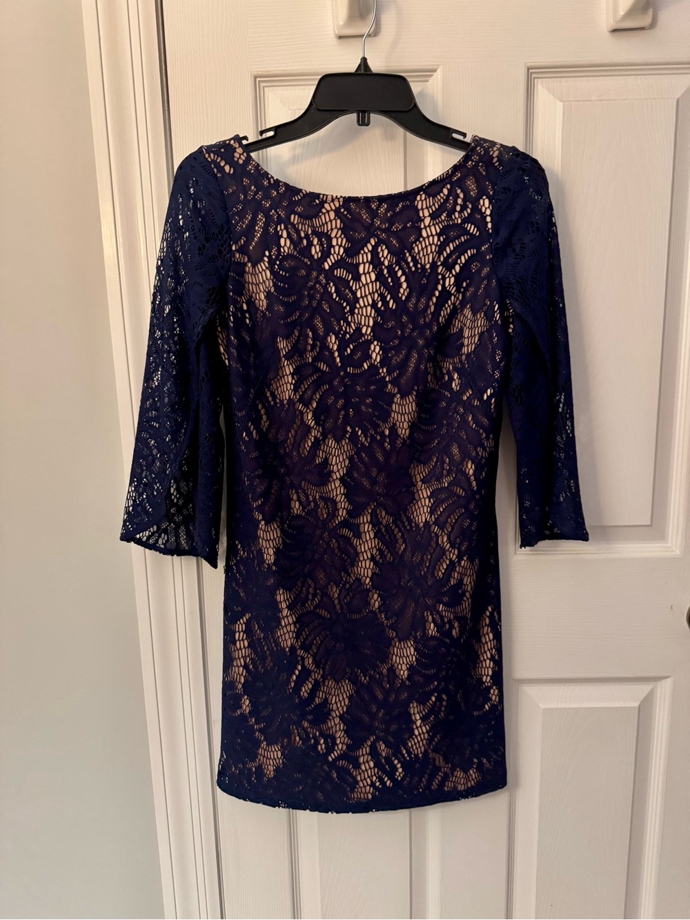 Lilly Pulitzer Navy Lace Sheath Dress with Nude Lining